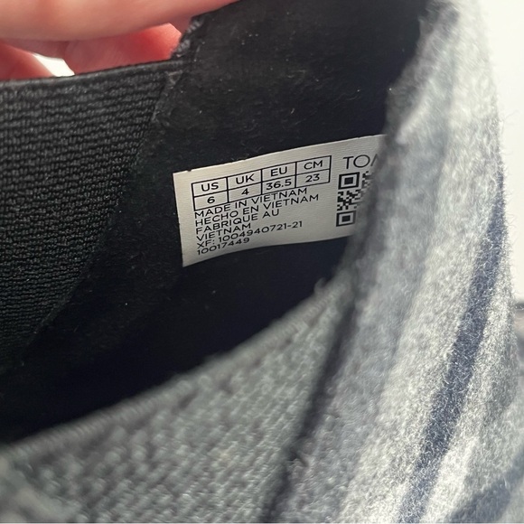 TOMS Kelsey Wedge Wool Trimmed Bootie in Black Plaid NEW - Picture 12 of 13